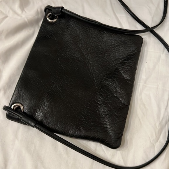 Margot New York black leather cross body purse - Picture 5 of 6